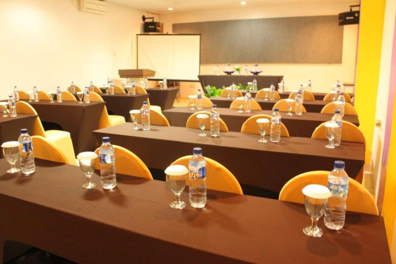 Liras Hotel Syariah Pulupanda Luaran gambar