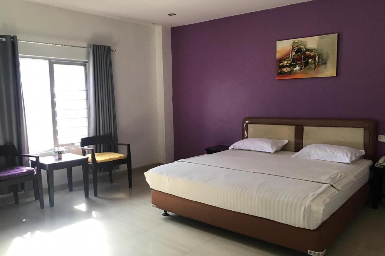 Liras Hotel Syariah Pulupanda Luaran gambar